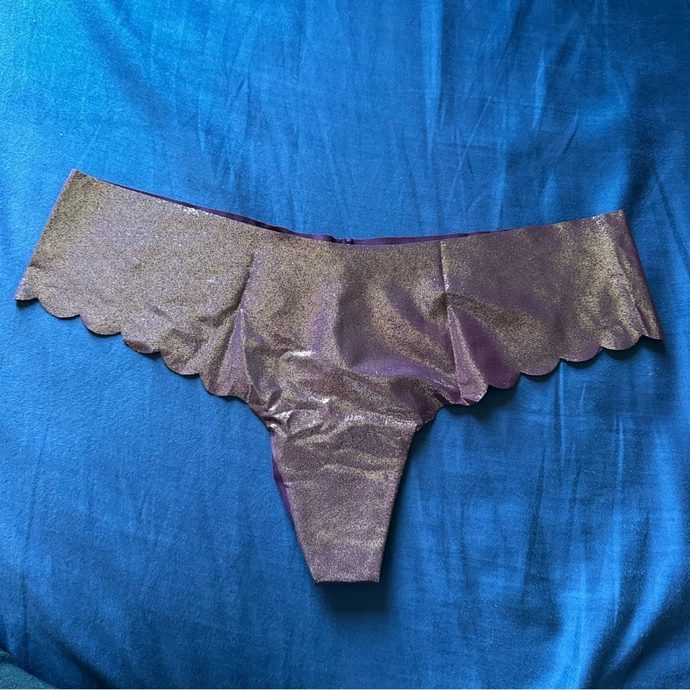 Victoria’s Secret PINK Thongs